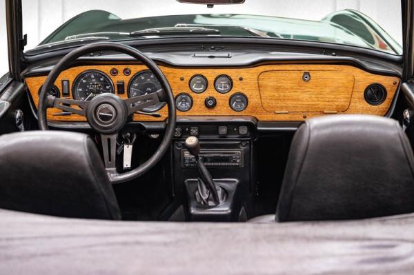 1971 Triumph TR-6 Roadster 