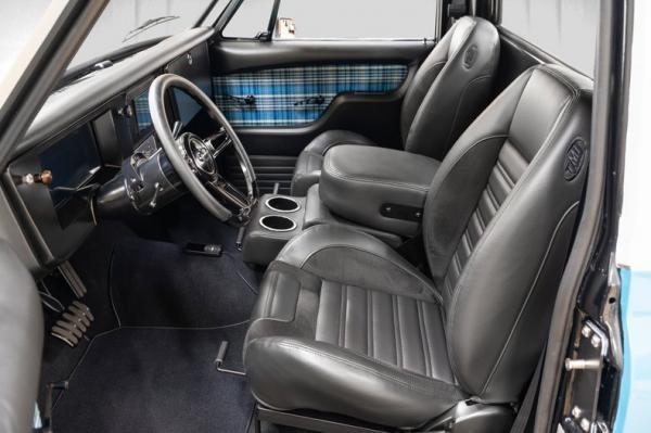 1967 Chevrolet C-10 Pro touring resto mod 