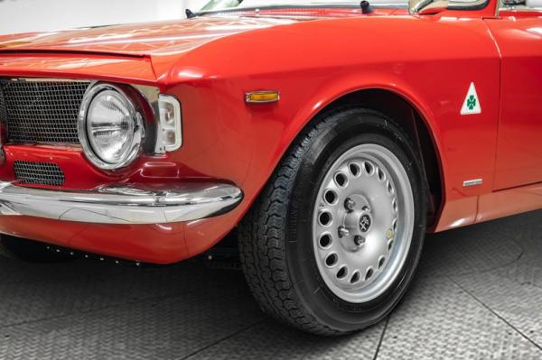 1967 Alfa Romeo Giulia Giulia GT 2000 Veloce 