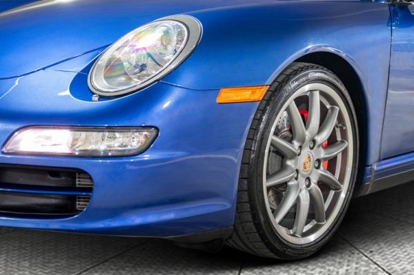 2007 Porsche 911 C4S cabriolet 
