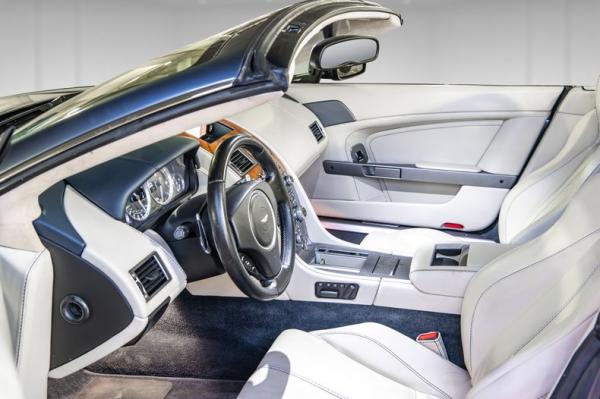 2014 Aston Martin Vantage V8 roadster 