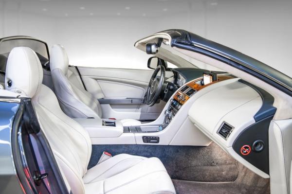 2014 Aston Martin Vantage V8 roadster 