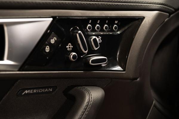 2015 Jaguar F-TYPE Supercharged convertible 