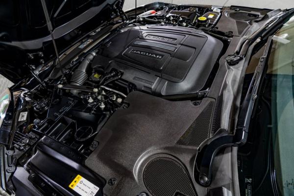 2015 Jaguar F-TYPE Supercharged convertible 