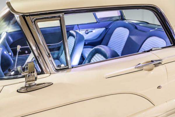 1959 Ford Thunderbird Coupe 