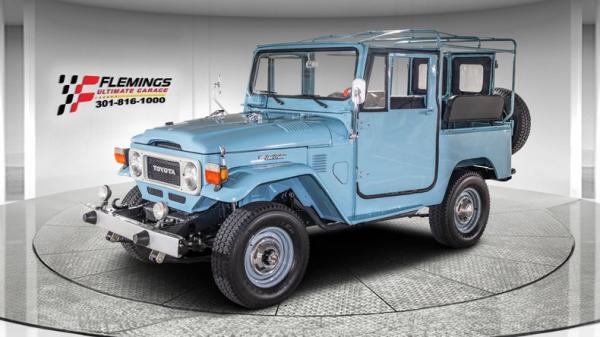 1982 Toyota FJ40 Land Cruiser 4X4 