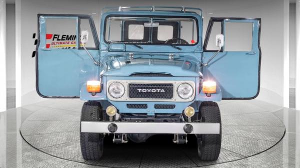 1982 Toyota FJ40 Land Cruiser 4X4 