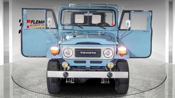 1982 Toyota FJ40 Land Cruiser 4X4 