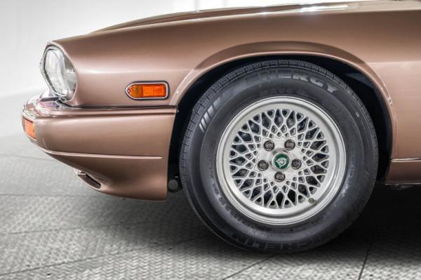 1984 Jaguar XJS Rare factory 5 speed 