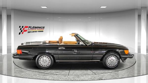 1987 Mercedes-Benz 560SL 