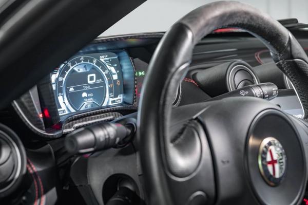 2015 Alfa Romeo 4C Launch edition 