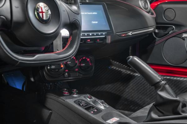2015 Alfa Romeo 4C Launch edition 