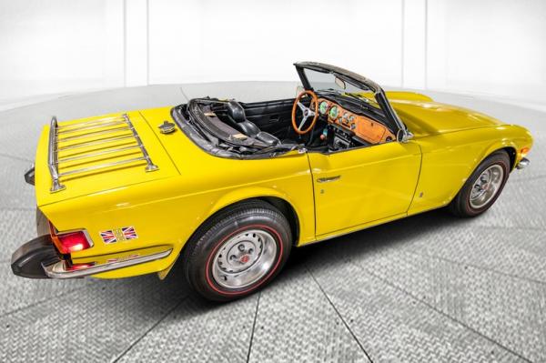 1976 Triumph TR-6 Roadster 