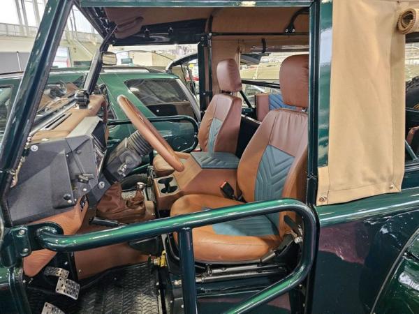 1998 Land Rover Defender 90 4X4 custom 