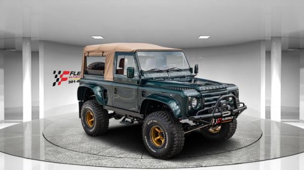 1998 Land Rover Defender 90 4X4 custom 