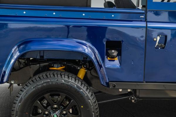 1994 Land Rover Defender 90 4X4 custom 