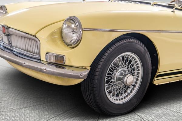 1967 MG MGB Convertible 