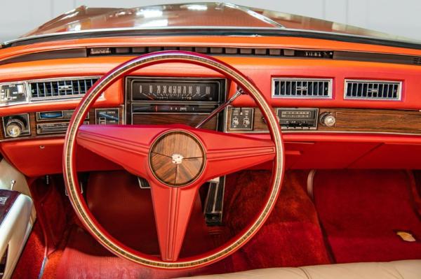1976 Cadillac Coupe DeVille Survivor 