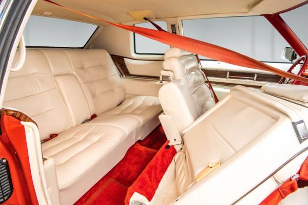 1976 Cadillac Coupe DeVille Survivor 