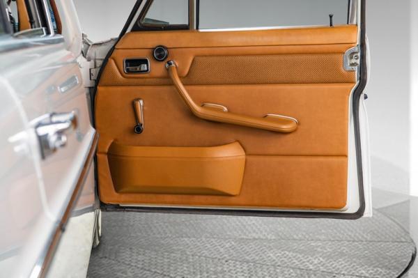 1973 Mercedes-Benz 220D 2 owner survivor 