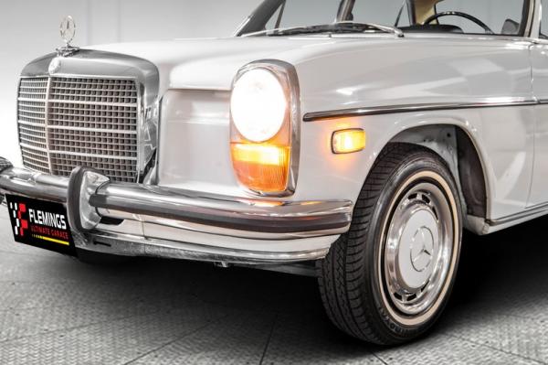 1973 Mercedes-Benz 220D 2 owner survivor 