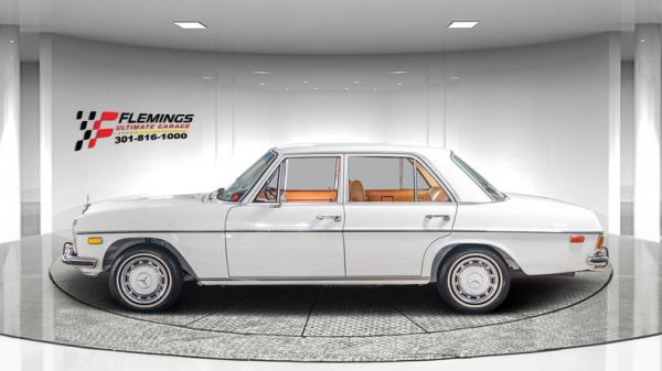 1973 Mercedes-Benz 220D 2 owner survivor 
