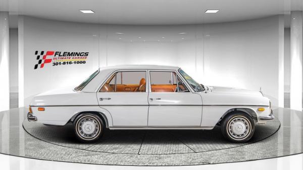 1973 Mercedes-Benz 220D 2 owner survivor 