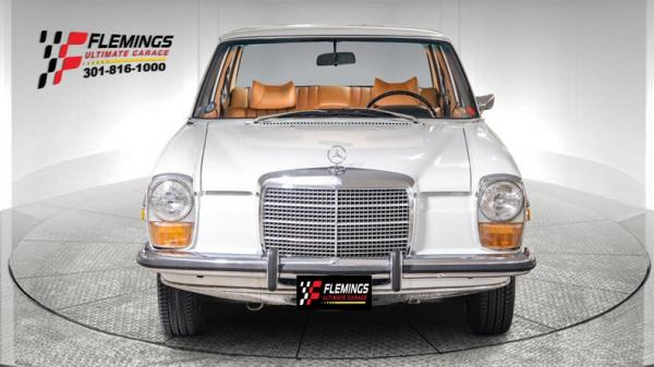 1973 Mercedes-Benz 220D 2 owner survivor 