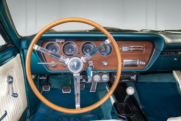 1966 Pontiac GTO Tri-Power 
