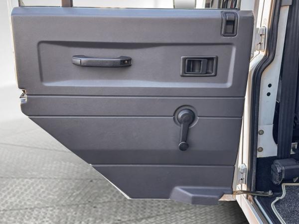 1992 Land Rover Defender 110 4X4 