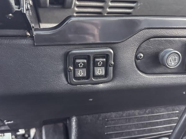1992 Land Rover Defender 110 4X4 