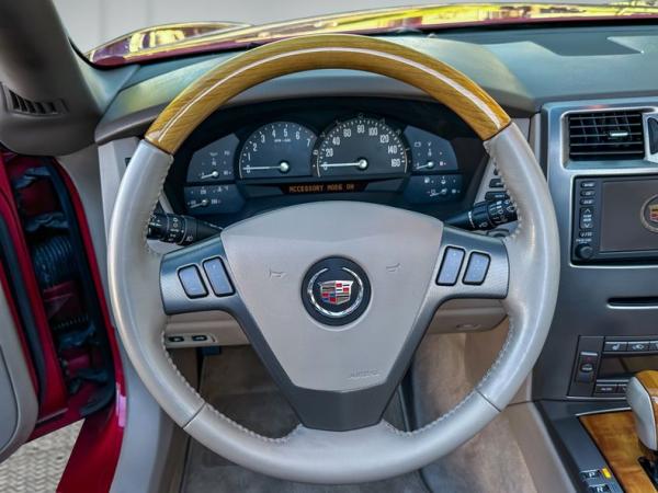 2004 Cadillac XLR Roadster 