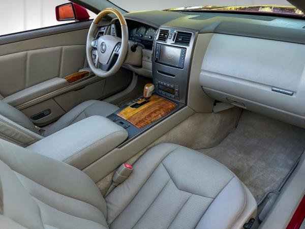 2004 Cadillac XLR Roadster 