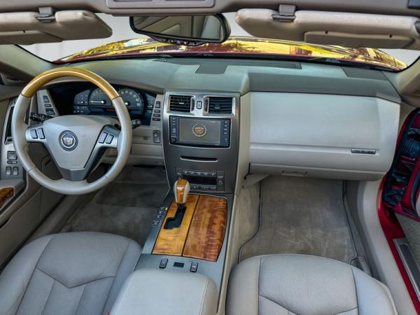 2004 Cadillac XLR Roadster 