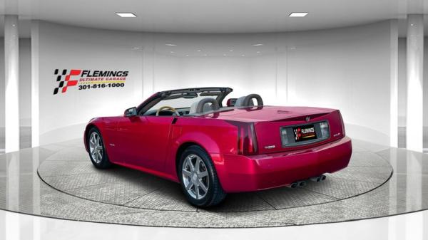 2004 Cadillac XLR Roadster 