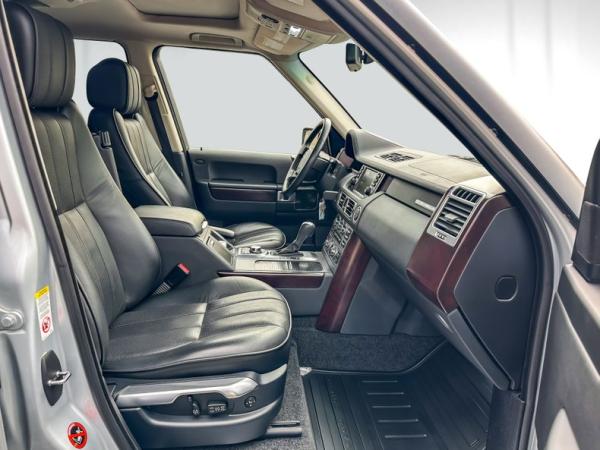 2008 Land Rover Range Rover Supercharged HSE 