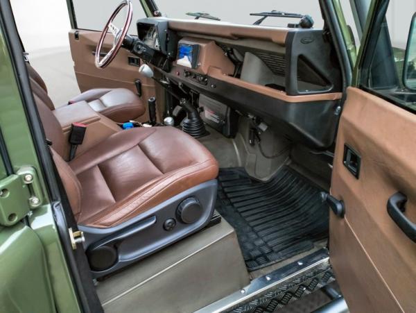2000 Land Rover Defender 110 4X4 