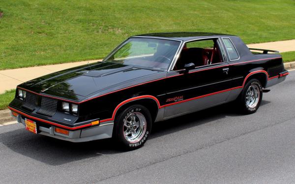 1983 Oldsmobile 442 15th Ann Hurst