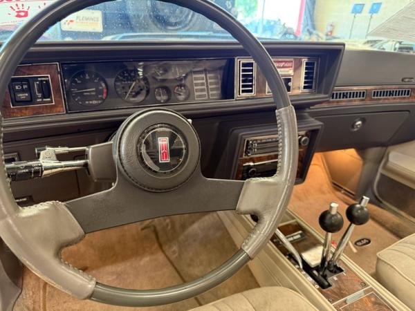 1983 Oldsmobile Hurst 442 