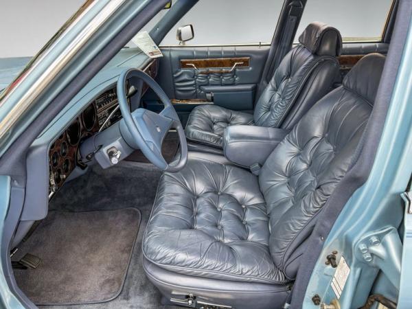 1988 Chrysler Fifth Ave 