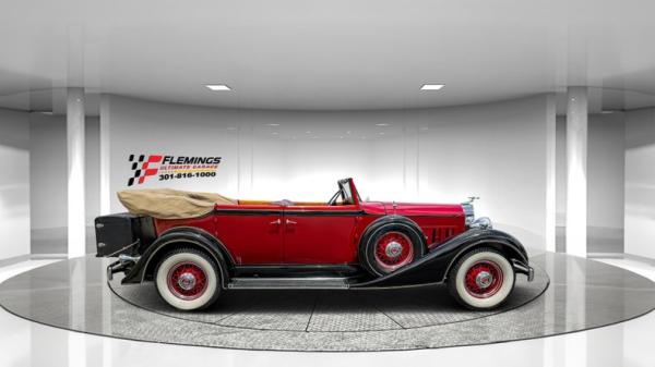 1934 Packard Eight convertible sedan 