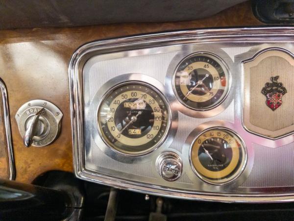 1934 Packard Eight convertible sedan 