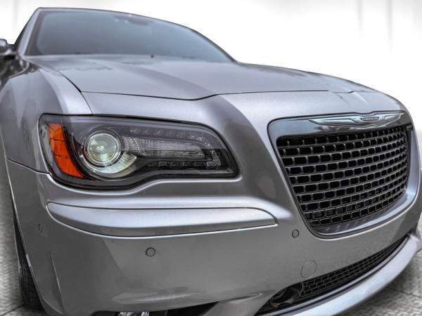2013 Chrysler 300 SRT8 