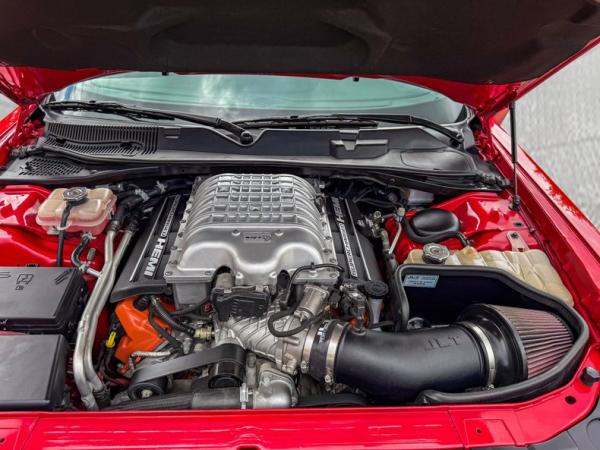 2016 Dodge Challenger Hellcat 