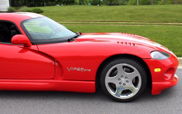 2002 Dodge Viper GTS Final Edition