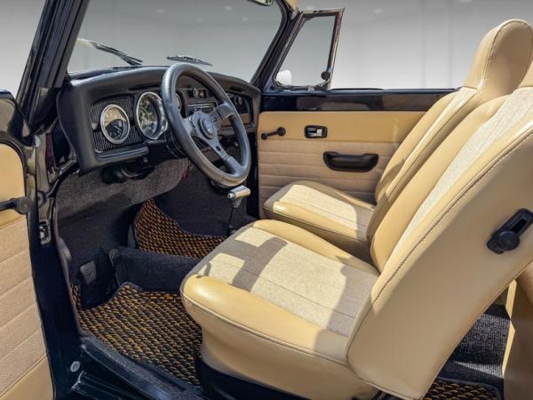 1971 Volkswagen Super Beetle Cabriolet 