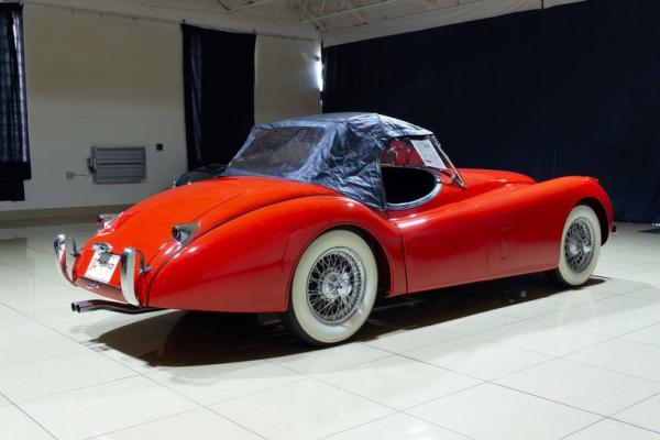 1954 Jaguar XK120 SE ROADSTER 