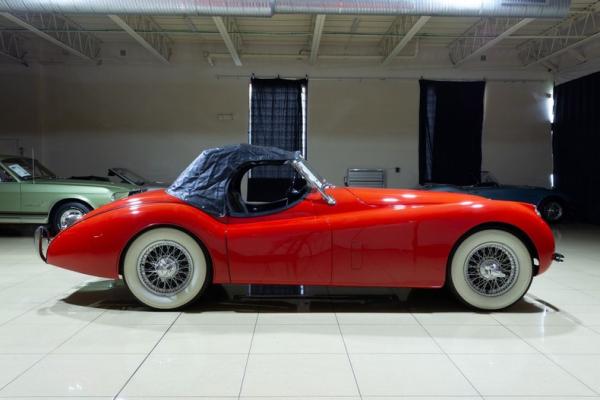 1954 Jaguar XK120 SE ROADSTER 