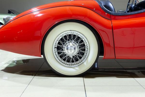 1954 Jaguar XK120 SE ROADSTER 