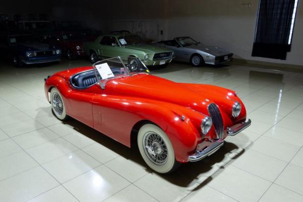 1954 Jaguar XK120 SE ROADSTER 